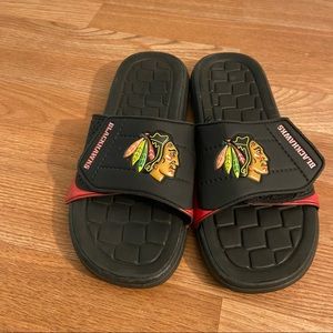 NHL Chicago Blackhawks slide on